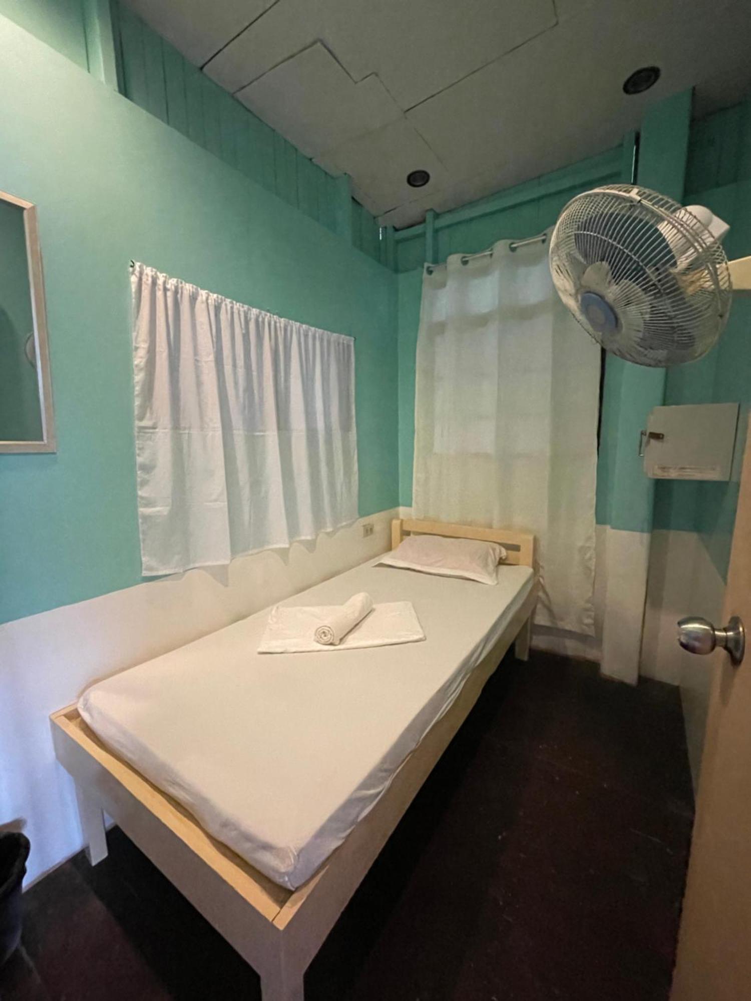 Austrias Guest House El Nido Εξωτερικό φωτογραφία